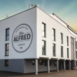 Gestatten, ALFRED!